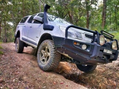 Commercial Deluxe  Bull Bar to suit Holden Colorado RG 2012-2016